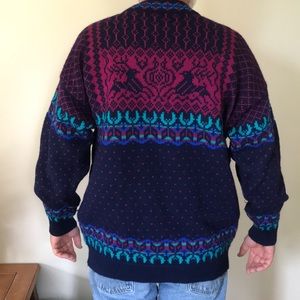 Vintage Dale of Norway 100% Wool Sweater patterned